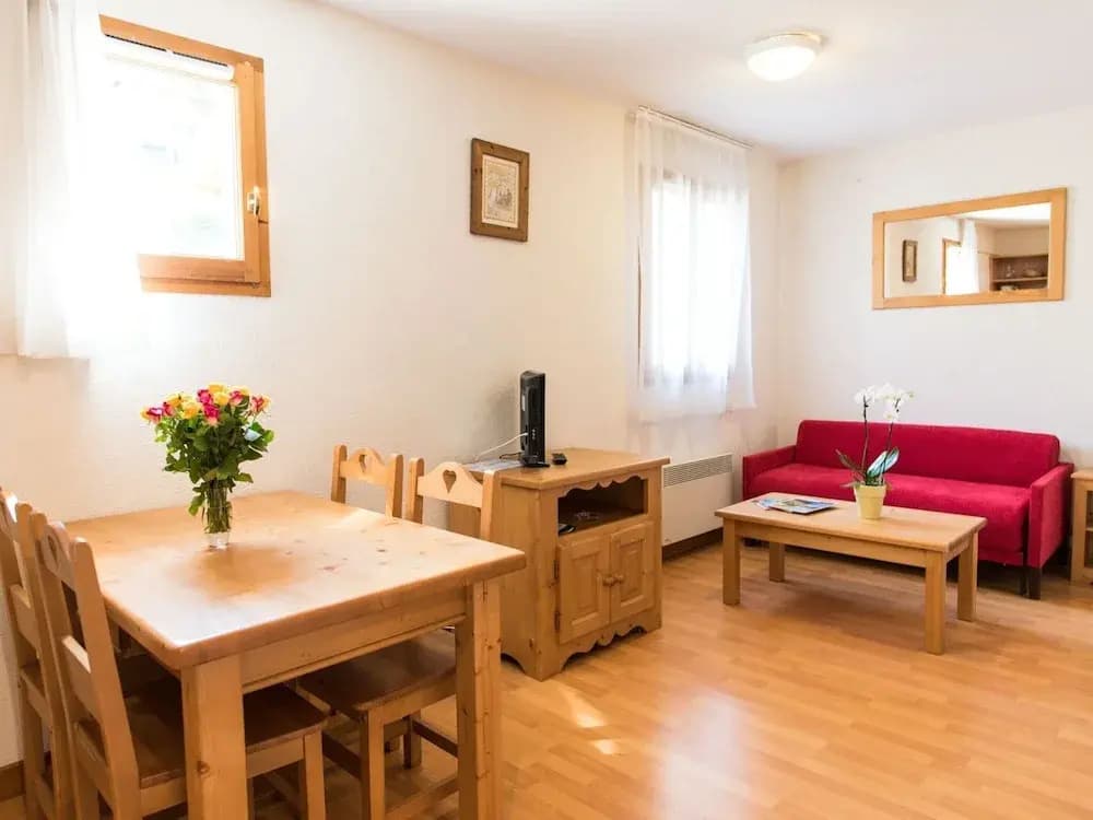 Charming Giez Apartment - Photo 2