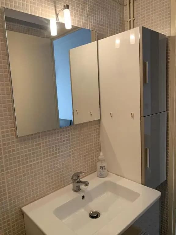 Agréable Studio, belle terrasse, Parking privé, 2 étoiles - Miniature 7