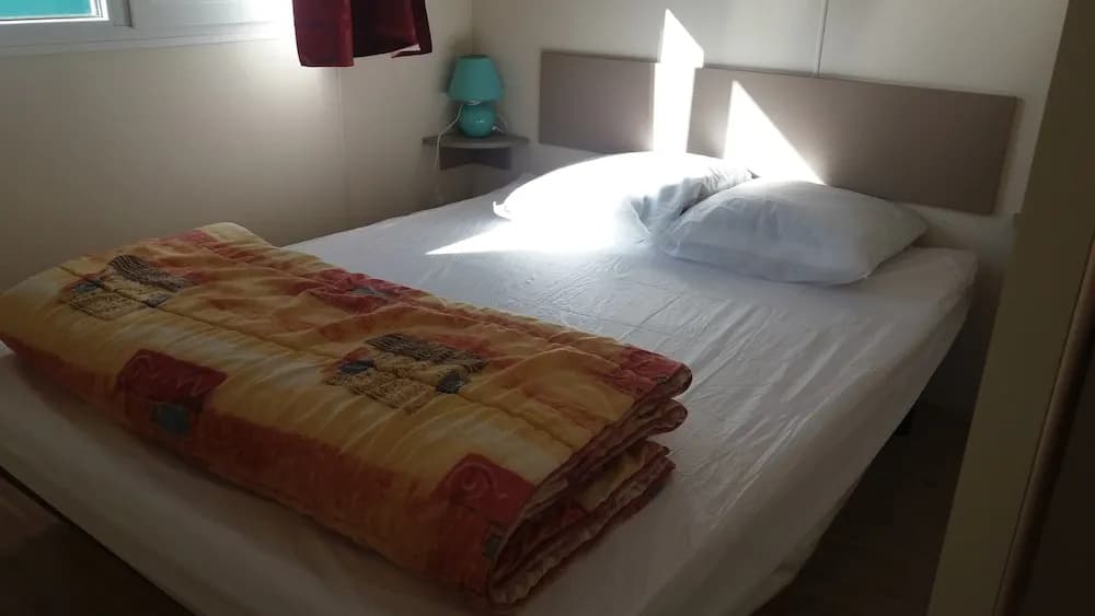 Les Chalets du Camping St Etienne - Photo 2