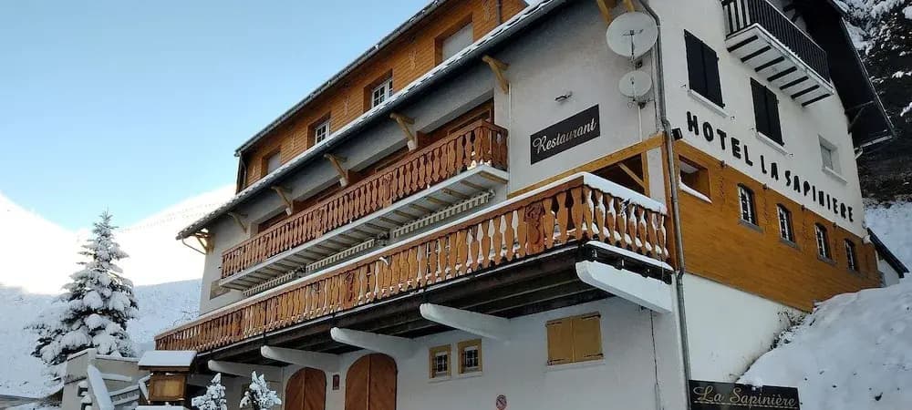 La Sapiniere - Photo 1