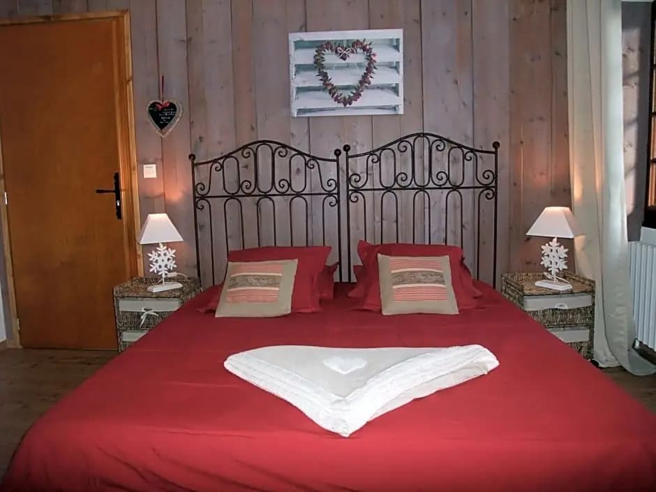 Le Domaine du Grand Cellier Chambres d'hôtes savoyardes - Photo 1