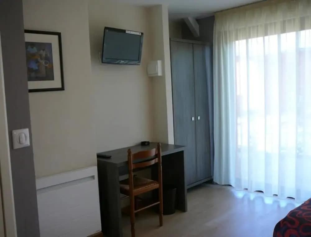 Relais des Cinq Routes - Photo 2
