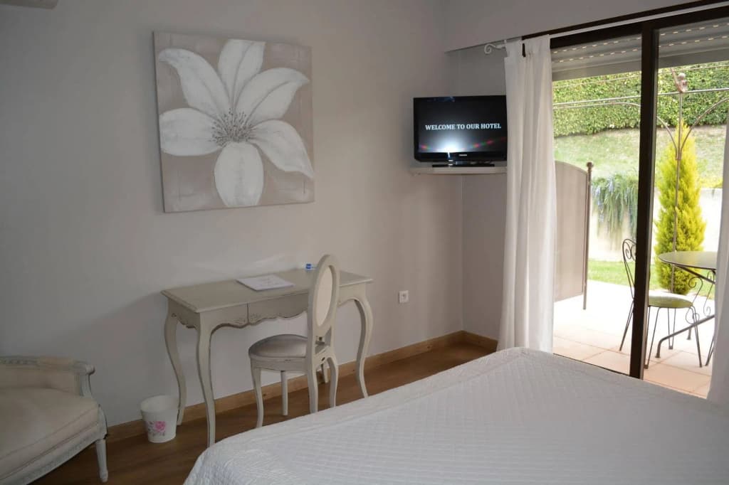 Hôtel Le Colombier - Photo 5