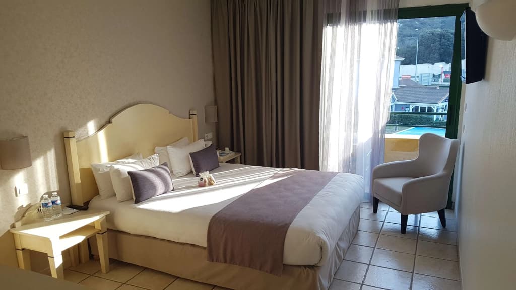Sure Hotel by Best Western Gemenos en Provence - Miniature 6