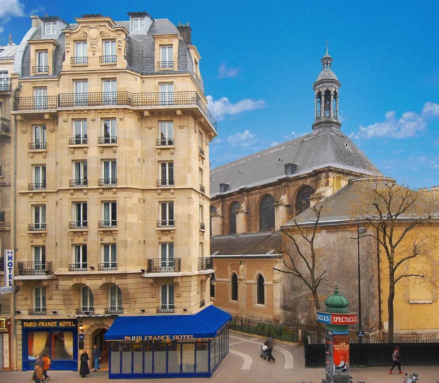 Paris France - Photo 1