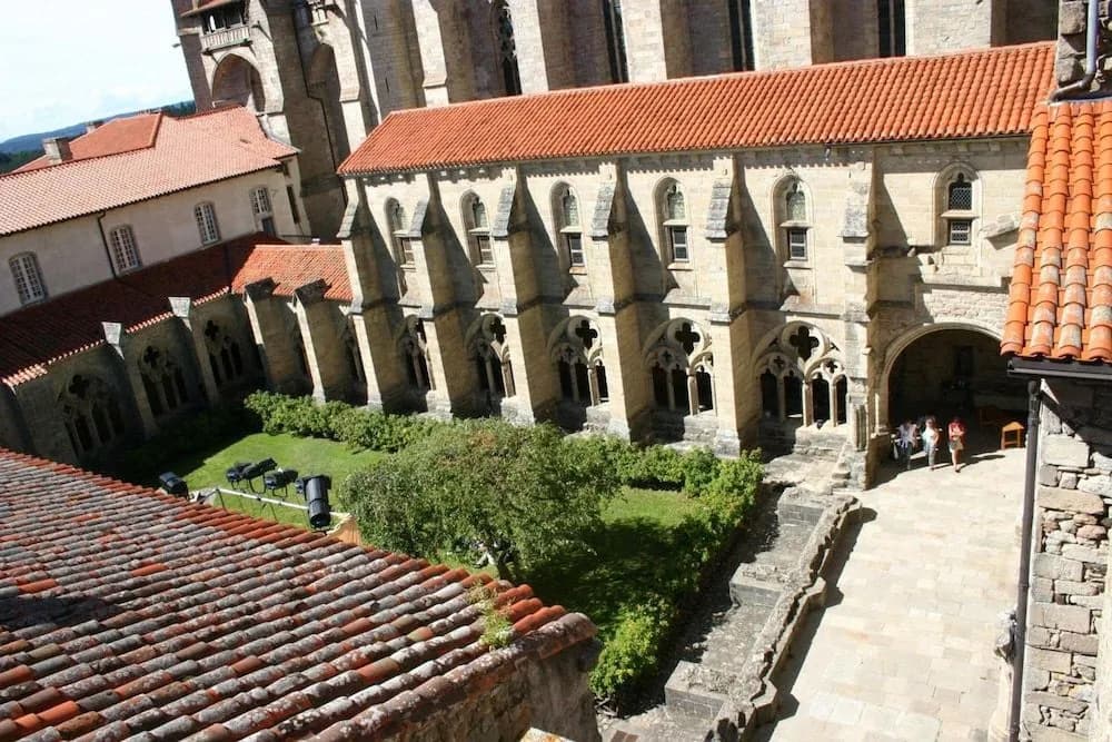 l'echo et l'abbaye - Photo 1