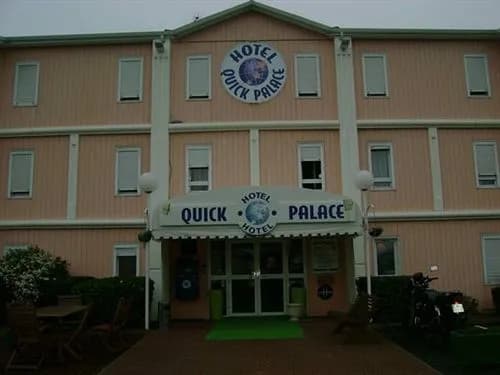 Quick Palace - Photo 1