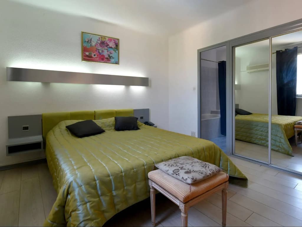 Logis Hôtel La Bastide d'Entraigues - Photo 4