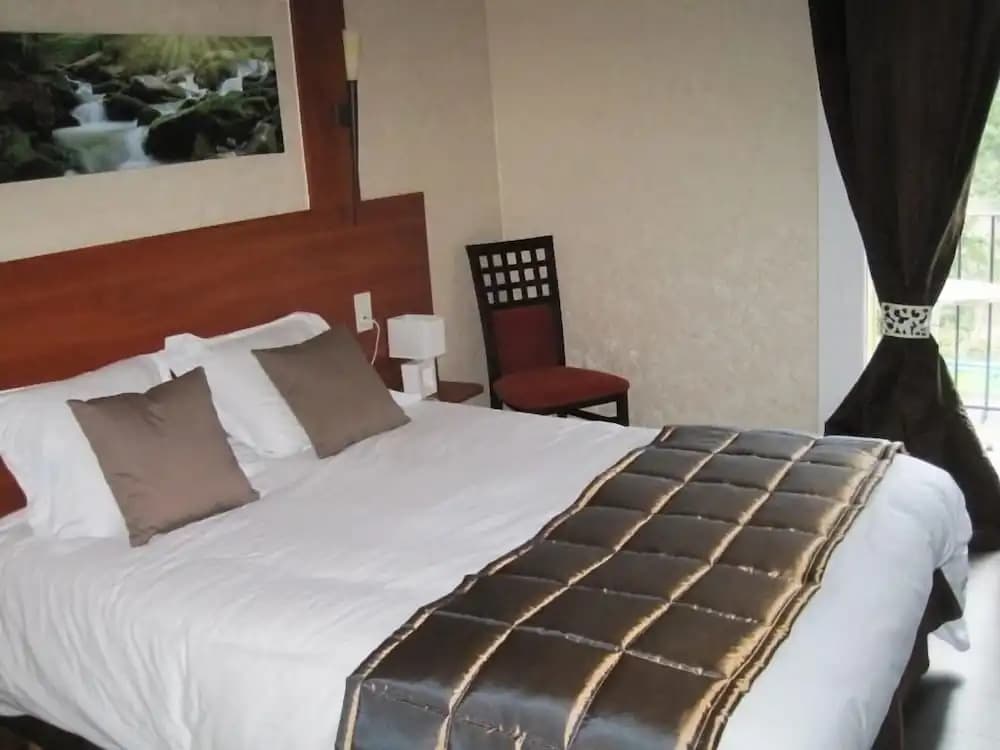 Hotel Restaurant  Rive Gauche - Photo 3
