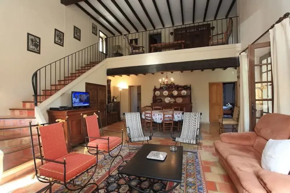 La Familiale - Proven al House With Swimming Pool and Breathtaking View of Gordes - Photo 2