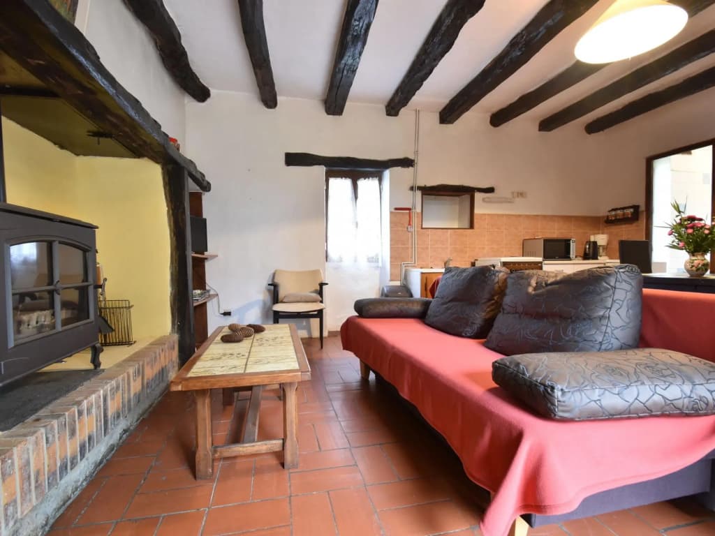Quaint Home in Berbiguieres, Valley of the Castles at 15min - Photo 1