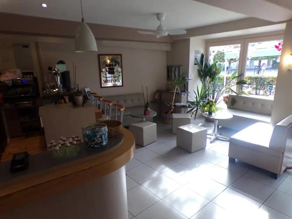 Hotel De France - Photo 2