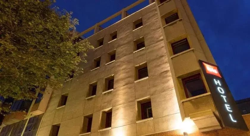 Hôtel ibis Perpignan Centre - Photo 1