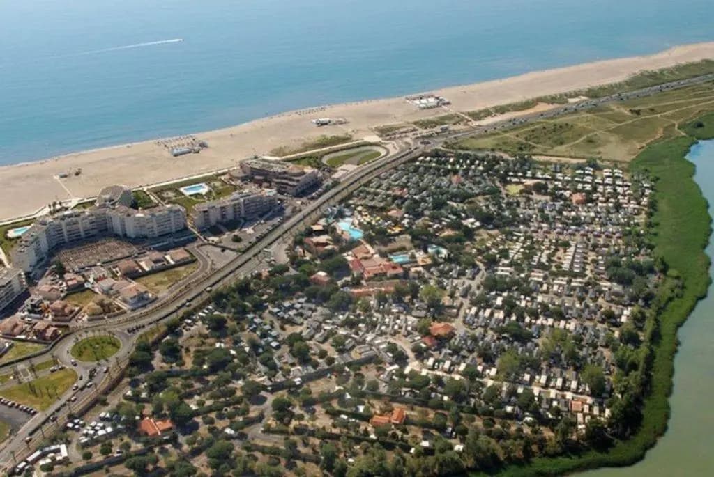 PARTICULIER LOUE MOBILE HOME GAMME EXCELLENCE 6 PERSONNES CANET PLAGE Camping Mar Estang - Photo 2