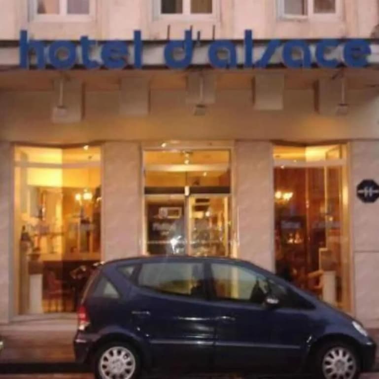 Hôtel d'Alsace - Photo 1