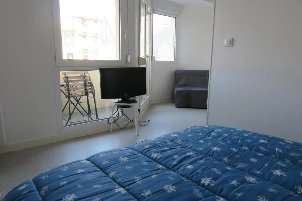 Appartement avec balcon à 20m de la plage de Trestraou à PERROS-GUIREC Ref 853 - Photo 3