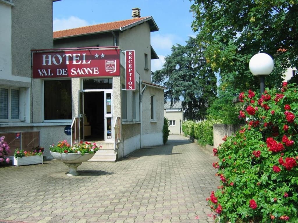 Hôtel Val de Saône PARKING GRATUIT, Wi-fi Haut Débit - Photo 1
