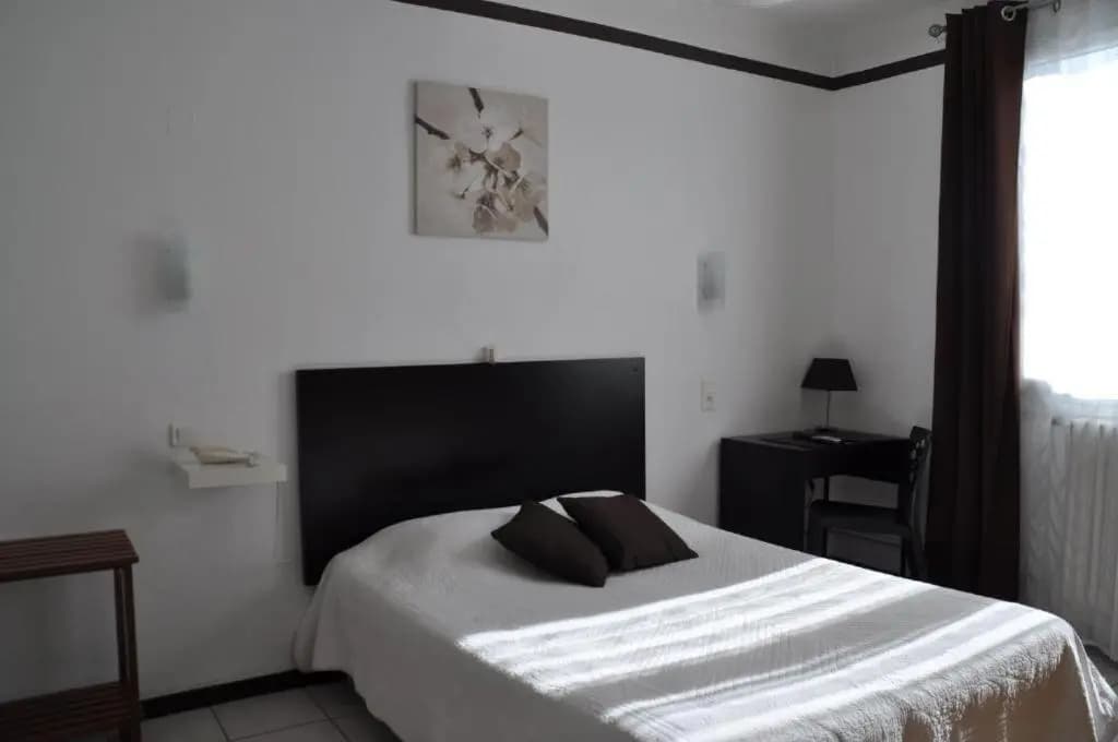 Hôtel Saint George Avignon - Miniature 6