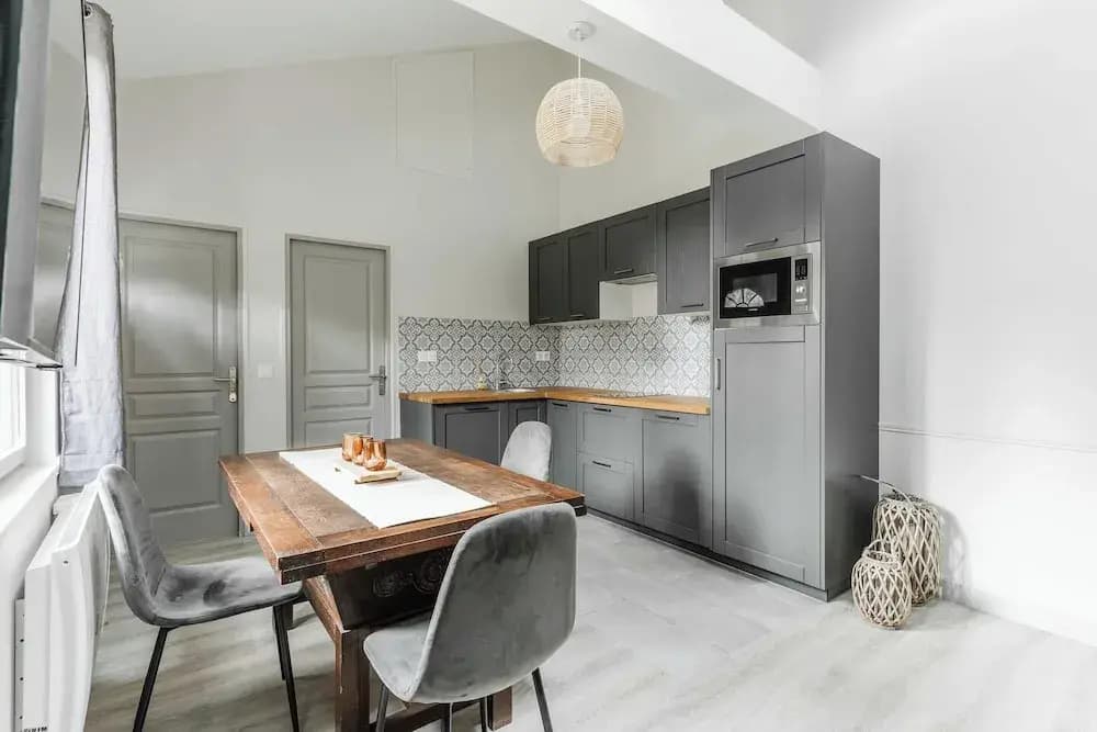 House for 18 People With Cinema Place Morny - Miniature 6