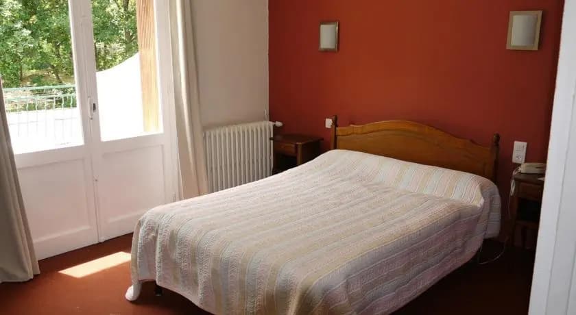 Hôtel Le Castelet - Photo 3