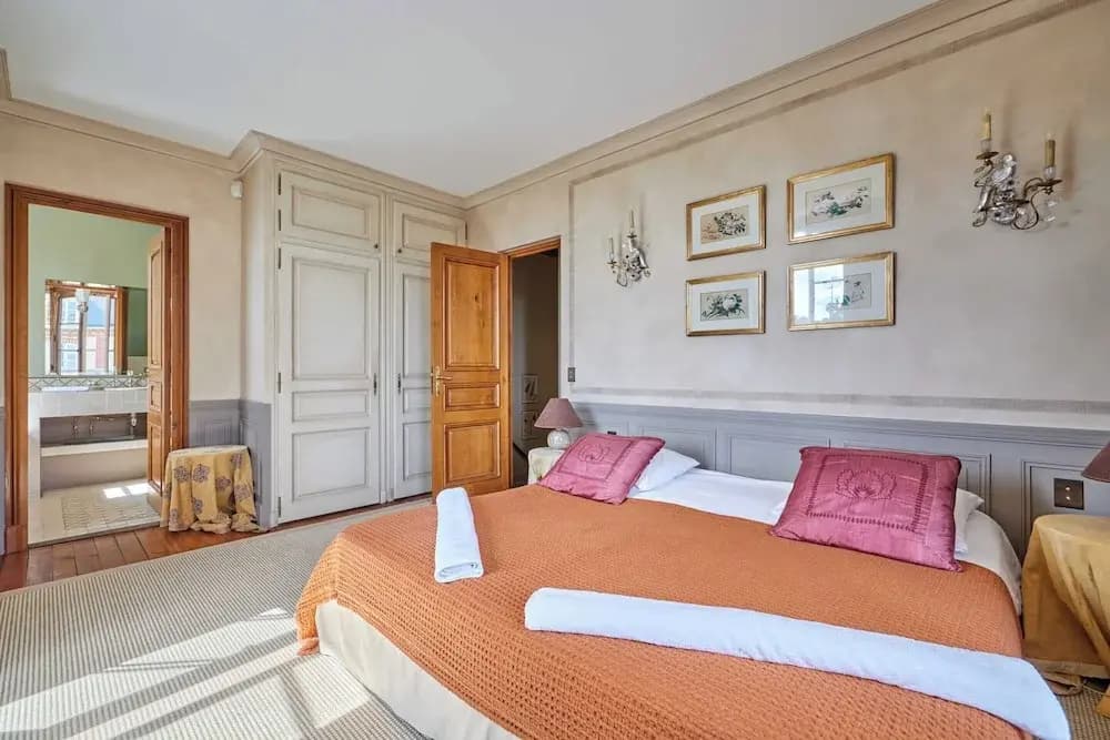 Luxury Duplex in the Heart of Deauville With a Large Garden - Photo 1