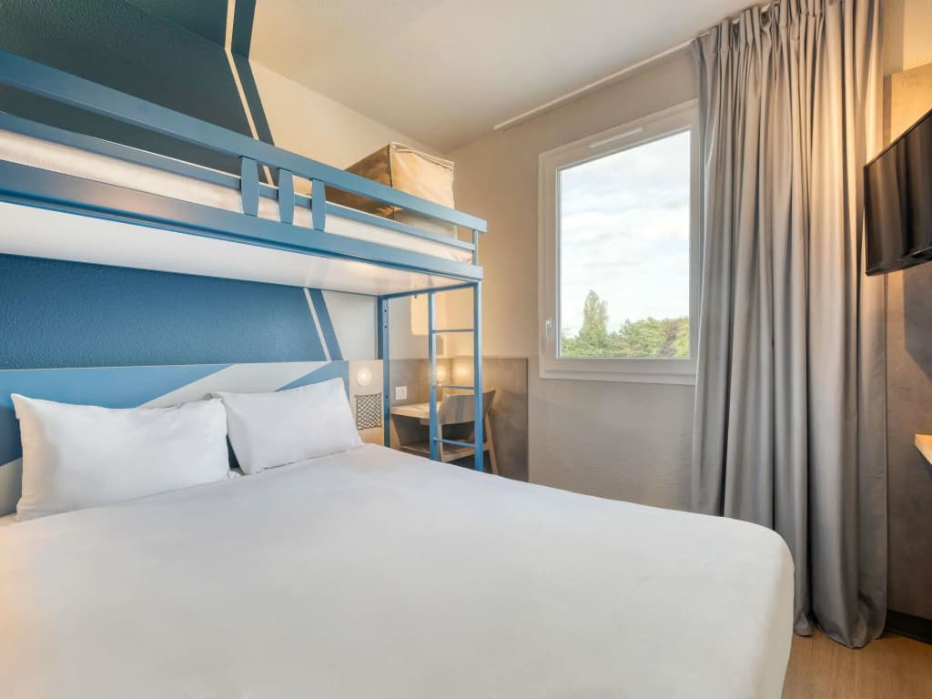 ibis budget Orly Chevilly Tram 7 - Photo 4