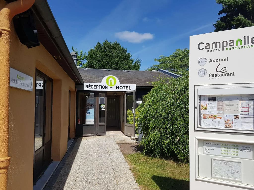 Campanile NATURE - Alençon - Photo 1