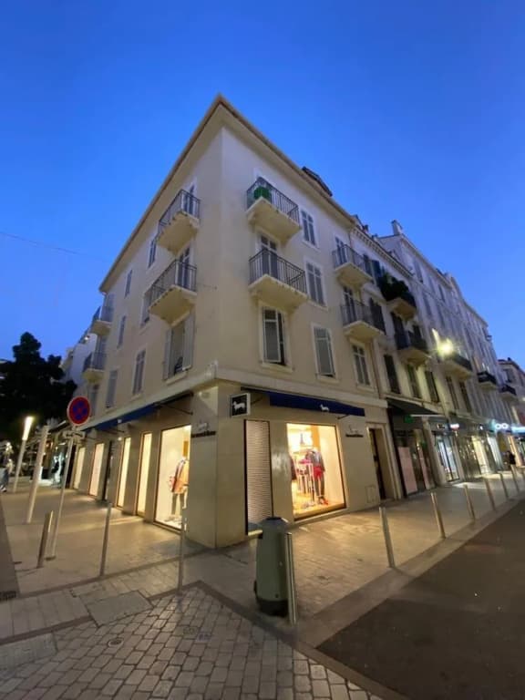 Cannes Holiday Suites - Photo 1
