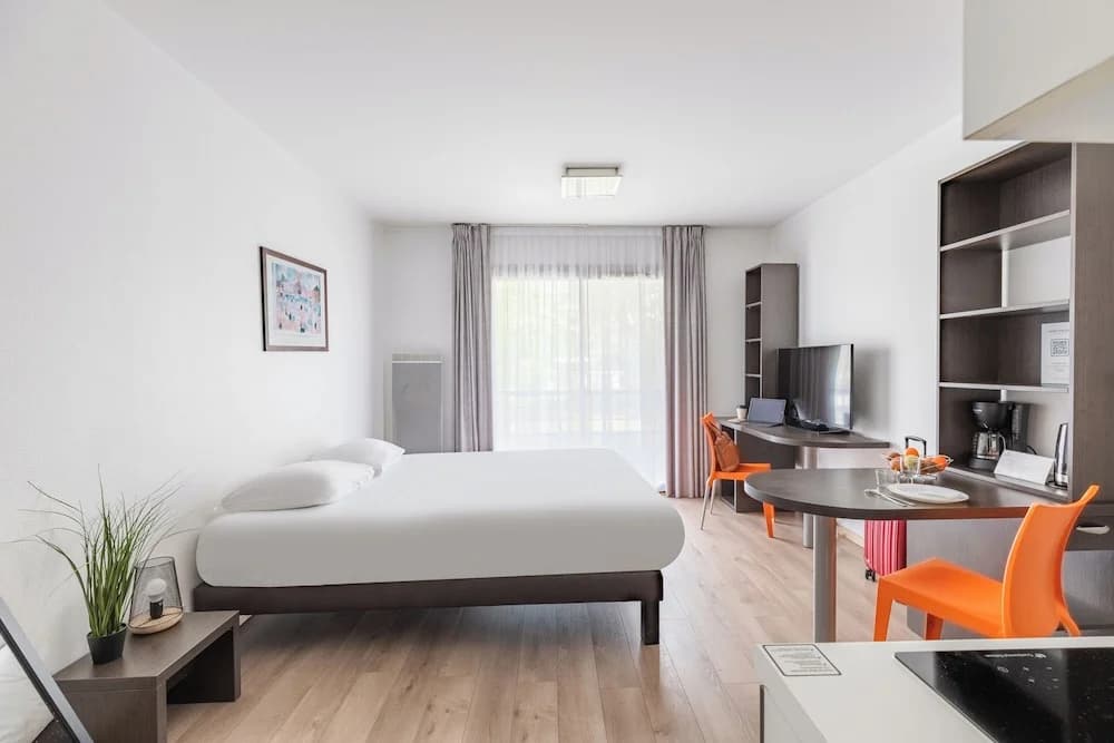 Appart'City Nantes Carquefou - Appart Hôtel ex-Park&Suites - Photo 2
