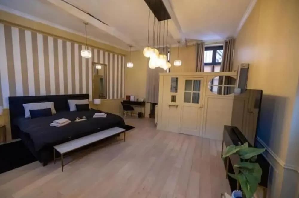 Imperial Suite & Spa - Photo 2