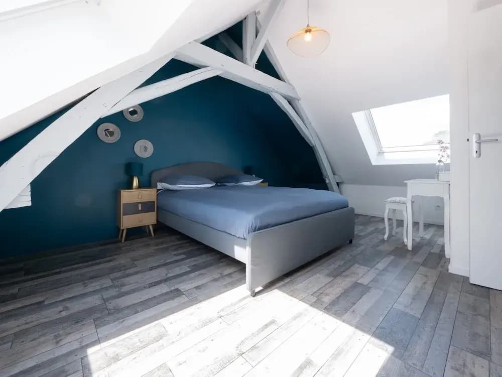Chic Apartment Near City Center - Photo 1