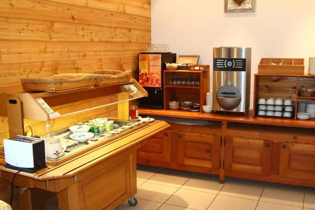 Hotel Les Peupliers - Photo 3