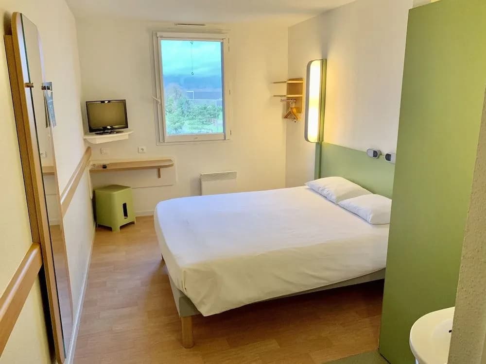 ibis budget Concarneau - Photo 5