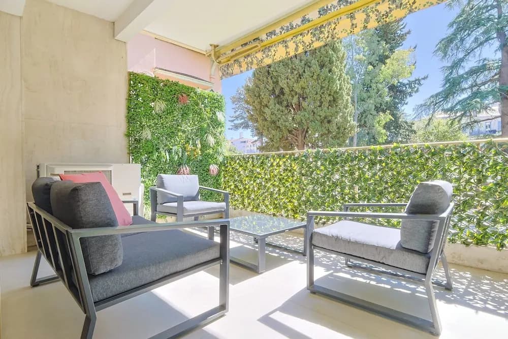 Le Jungle in Cannes With 2 Bedrooms and 2 Bathrooms - Miniature 7