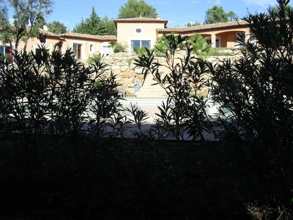 Chambres d'Hôtes Mas des lys - Photo 1