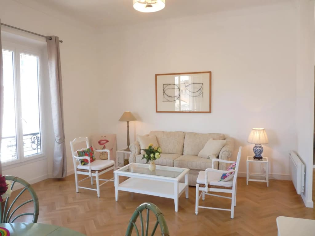 Two Bedrooms in the Center of Cannes 500 Meters From the Palais des Festival and the Croisette - 1934 - Photo 4