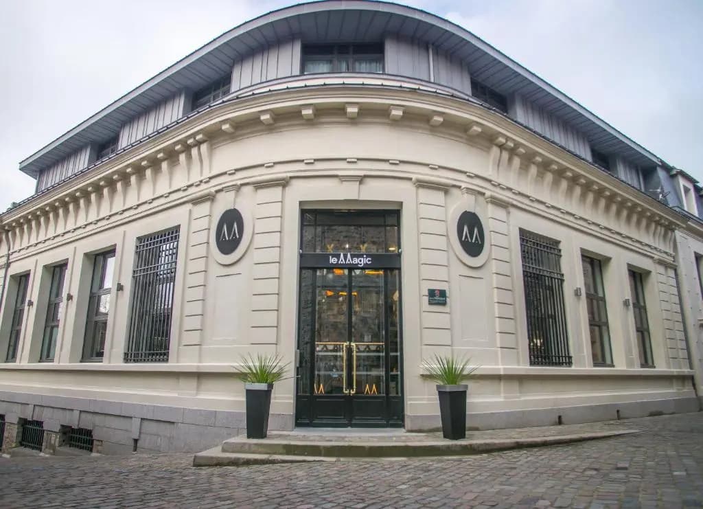 Hôtel Le Magic & Spa - Photo 1
