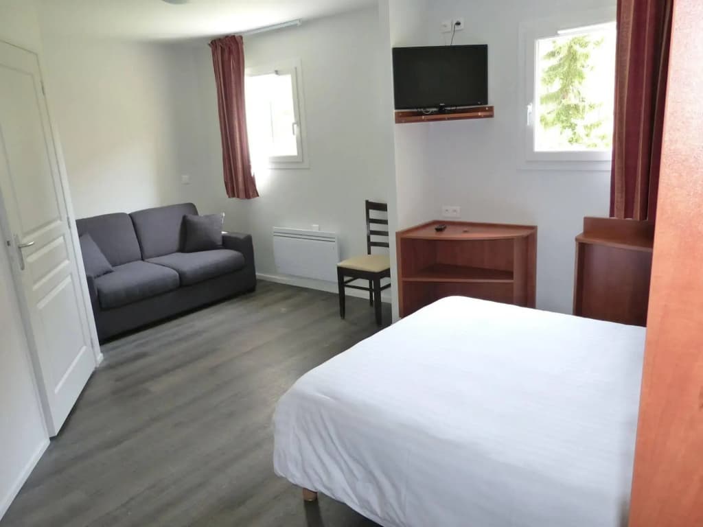 Brit Hotel Reims La Pompelle - Photo 5