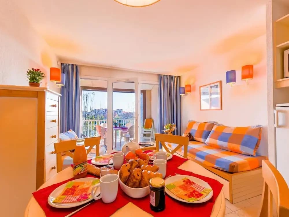 Comfortable Apartment With Dishwasher 2 km Away From the sea - Photo 1