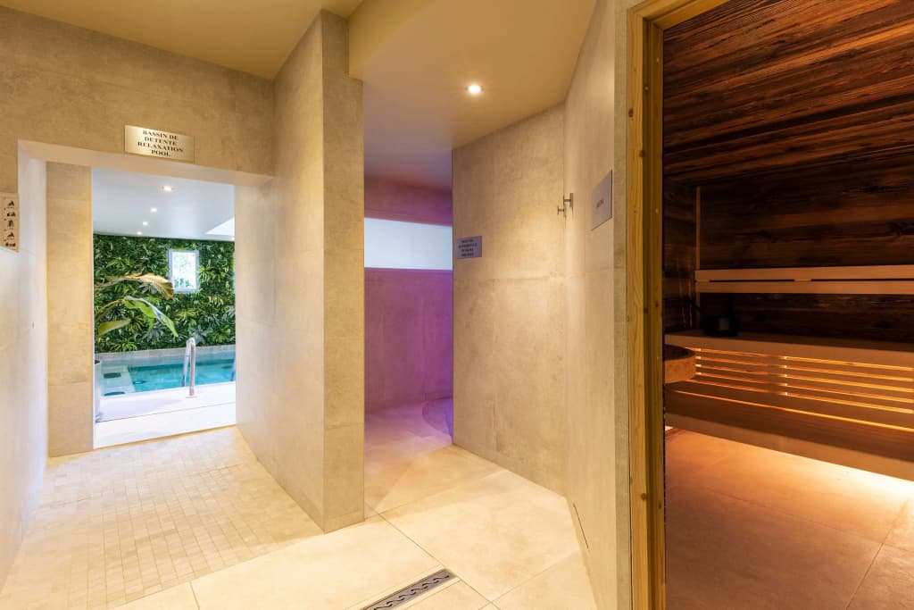 Best Western Hotel & SPA Coeur De Cassis - Photo 2