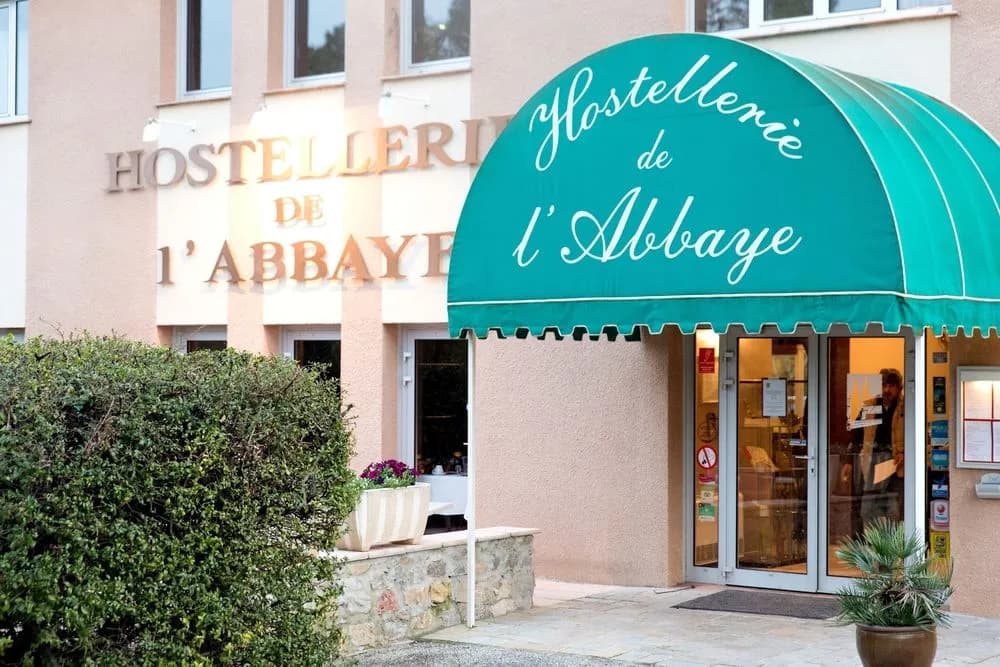 Hostellerie de l'Abbaye - Photo 1