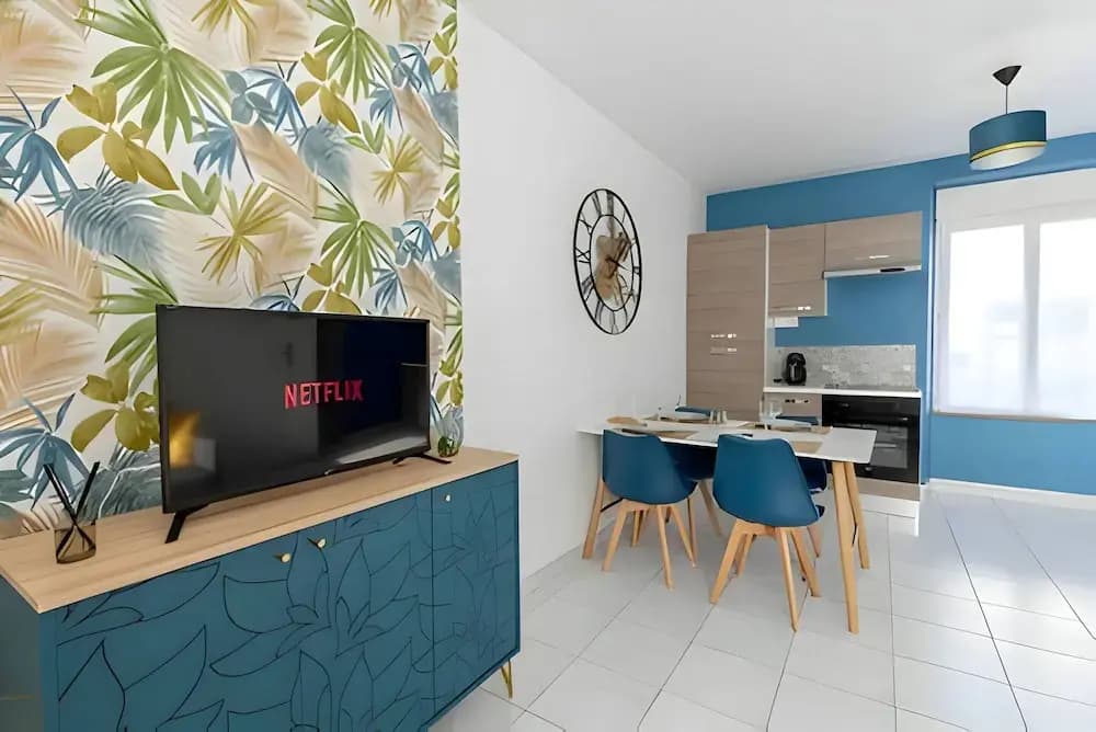 Apartment in Le Mans Near Iconic Circuit - Photo 5