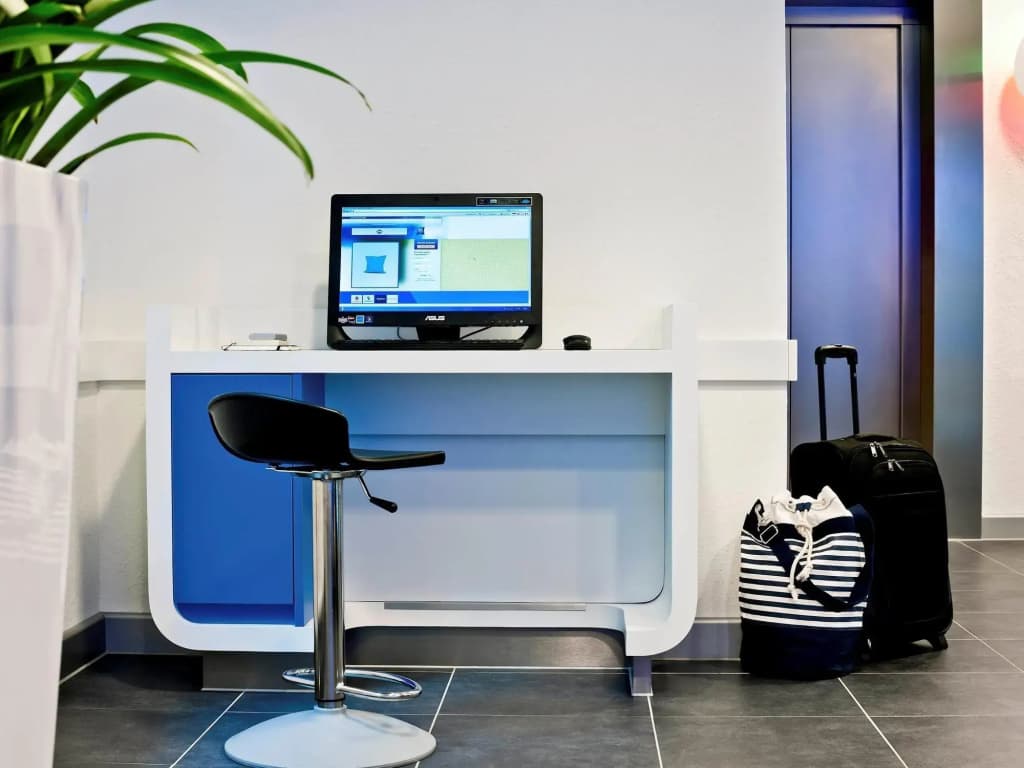 ibis budget Paris Porte de Bagnolet - Miniature 7