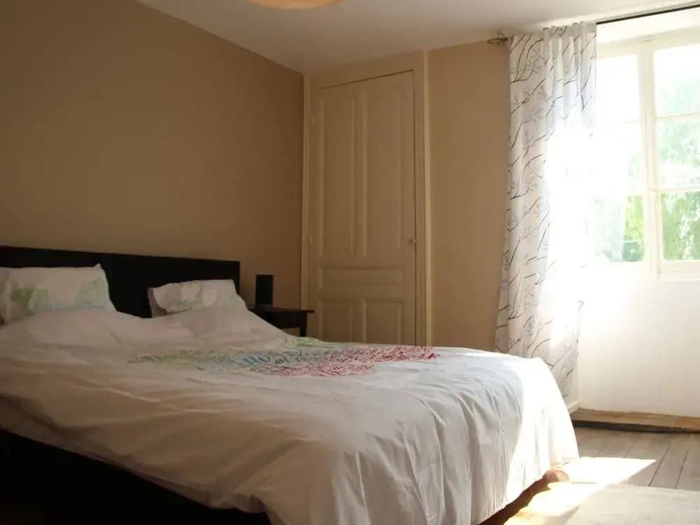 Boutique Holiday Home in Bouix With Garden - Photo 3