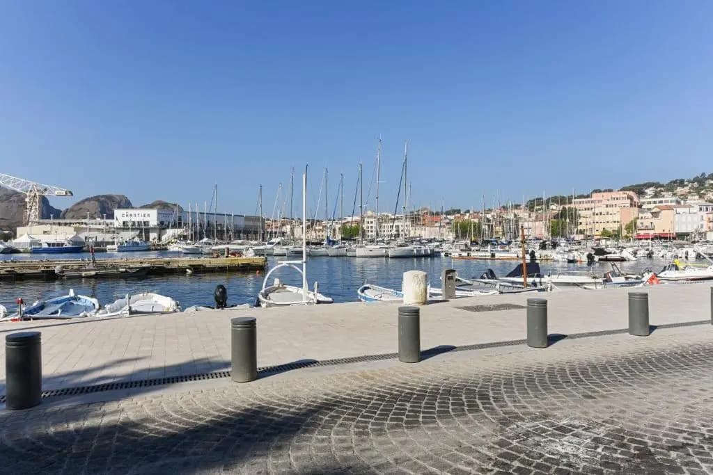 Jolie T2 la ciotat - Photo 3