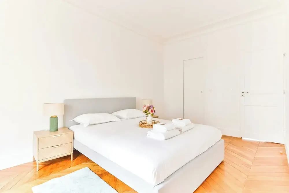 2bdr / 4P Apartment Montmartre/moulin Rouge - Photo 1