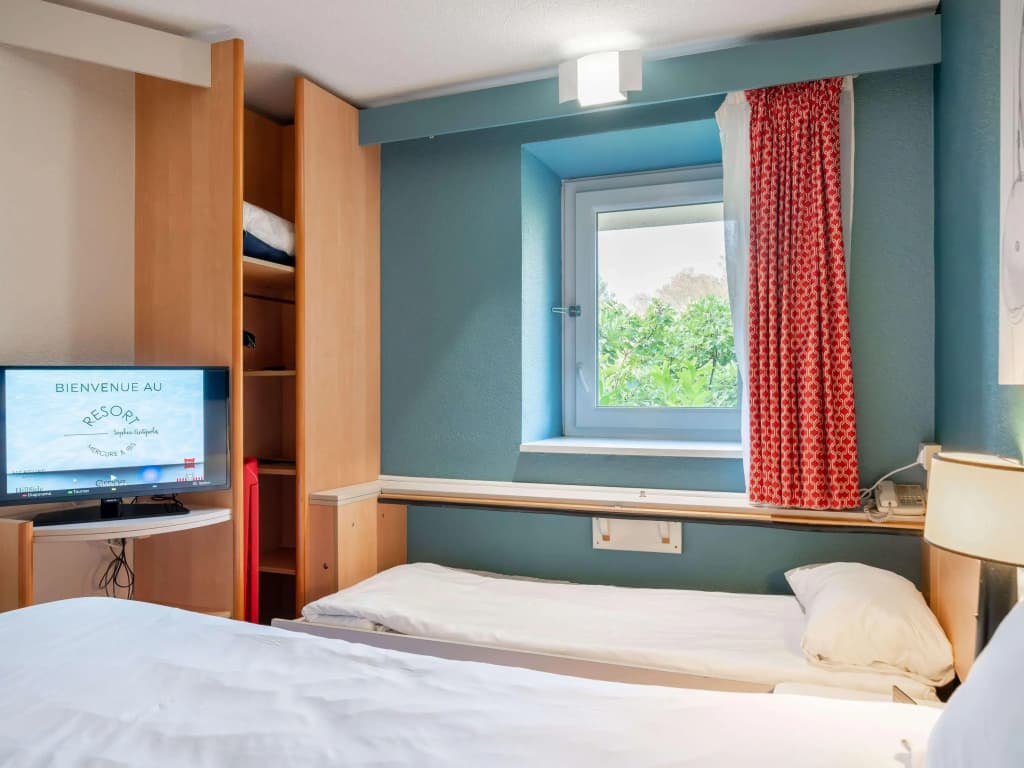 ibis Antibes Sophia Antipolis - Miniature 6