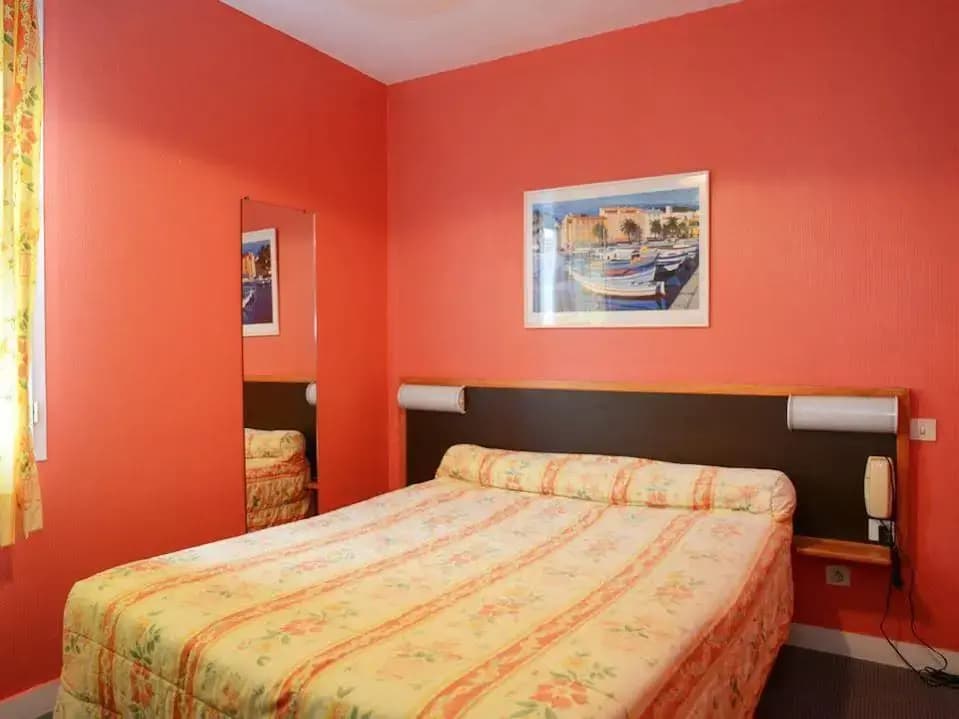 Hotel La Tour Brette - Photo 5