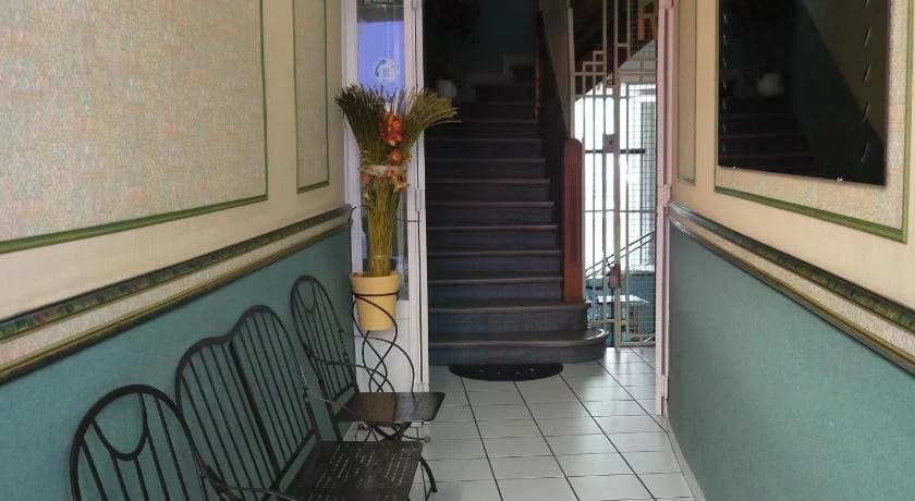 Hotel Saint-Charles - Miniature 7