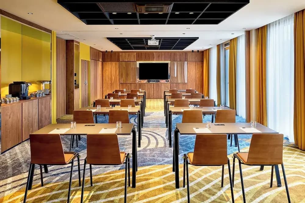 Courtyard By Marriott Lyon Eurexpo Stadium - Miniature 7
